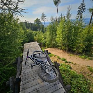 Na YouTube je nový video odtud, z Goetrailu 🚴‍♂️ Je to ještě vzpomínka na léto, byl jsem tam v srpnu. Je to zajímavý...