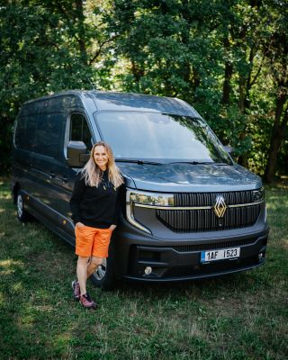 Tak tohle je zajímavý! 🚙 Možná z ČRo znáte moderátorku @lucievyborna , ona je kromě toho docela dobrodruh. A teď spolu s...